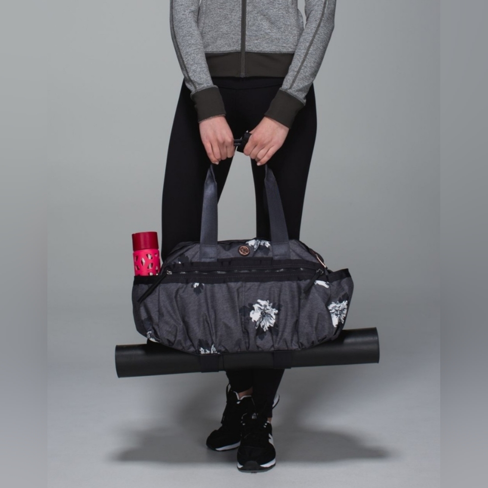 Lululemon Gym to Win Duffel
